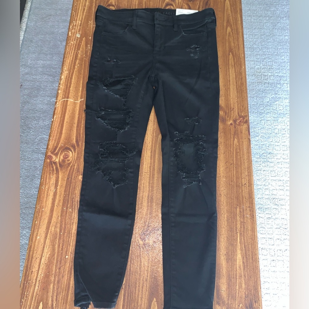 American Eagle Black Dream Ripped Jegging